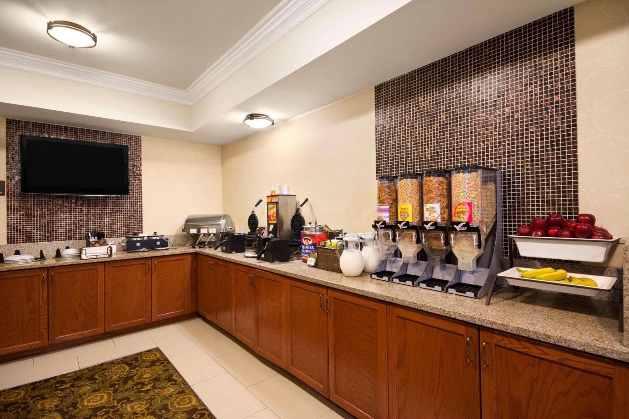 Country Inn & Suites By Radisson, Atlanta I-75 South, Ga Morrow Dış mekan fotoğraf